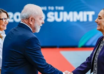 Presidenta do México pede a Lula apoio para produção de etanol