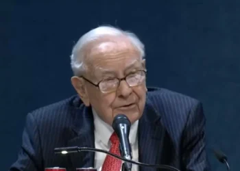 Buffett pode ter vendido mais ações da Apple, indica balanço da Berkshire