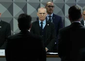 CPI do Crime Organizado chama dois ministros e 11 governadores