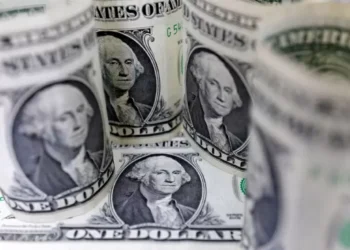 Brasil registra déficit em conta corrente de US$ 4,9 bi em novembro, diz BC
