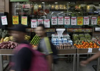 IPCA: Alívio nos alimentos em 2025 não deve se repetir em 2026, dizem economistas