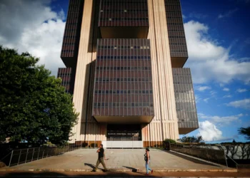 Dívida externa bruta cresce e é estimada em US$ 397,487 bi em janeiro, diz BC