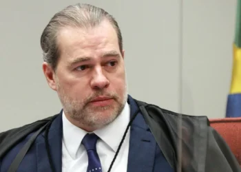 STF suspende reunião sobre menção a Toffoli no caso Master