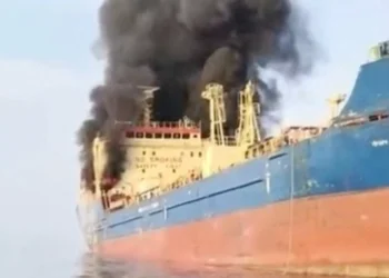 Como os mercados devem abrir nesta segunda-feira após ataque dos EUA e Israel ao Irã?