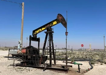 Petrobras, PRIO e Brava sobem até 5% com salto do petróleo em meio a conflito no Irã